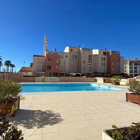 Centre Port Avec Piscine Port Richelieu *