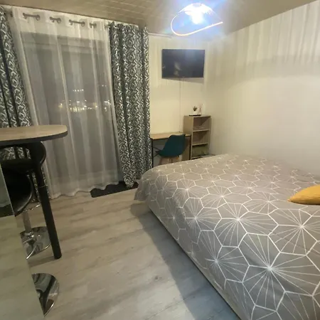 Appartement Centre Port Avec Piscine Port Richelieu