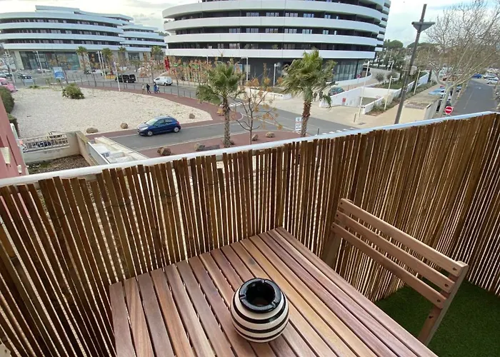 Centre Port Avec Piscine Port Richelieu *