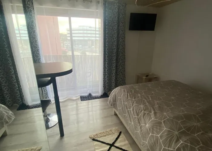 Centre Port Avec Piscine Port Richelieu *